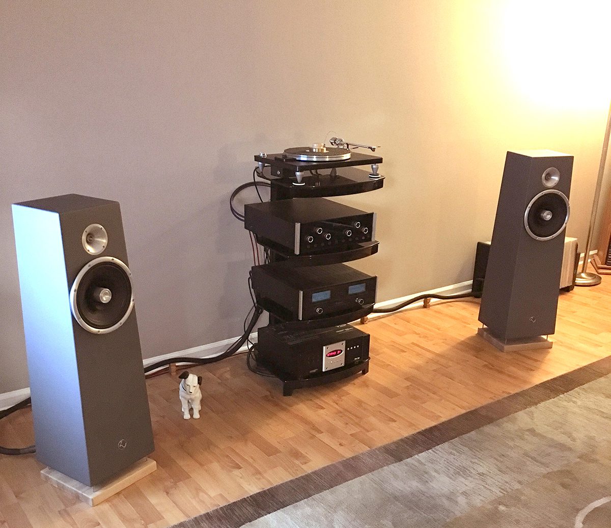 stereo sales and repair Don Jones Custom Stereo - McIntosh home setup