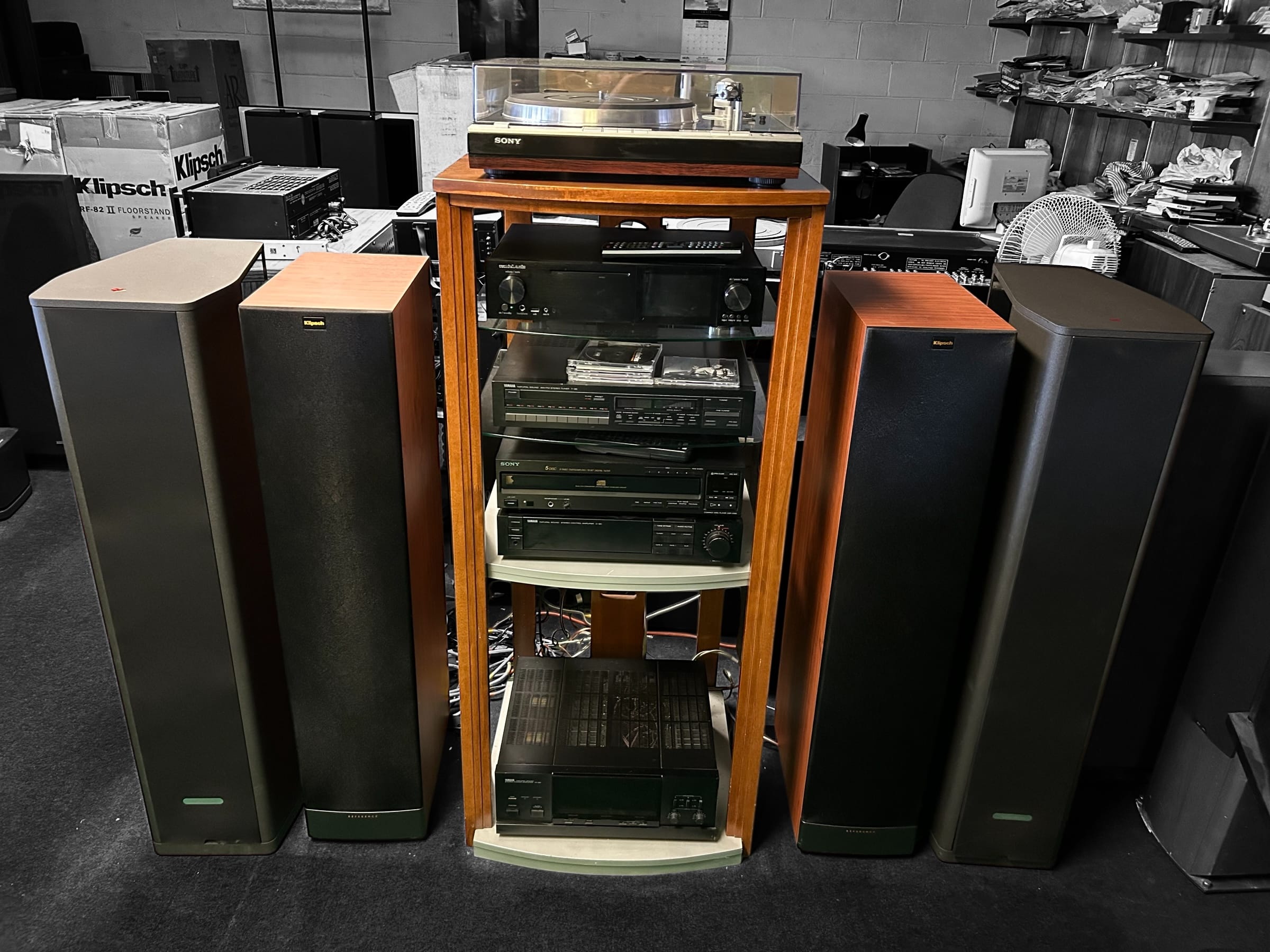 Equipment to listen to